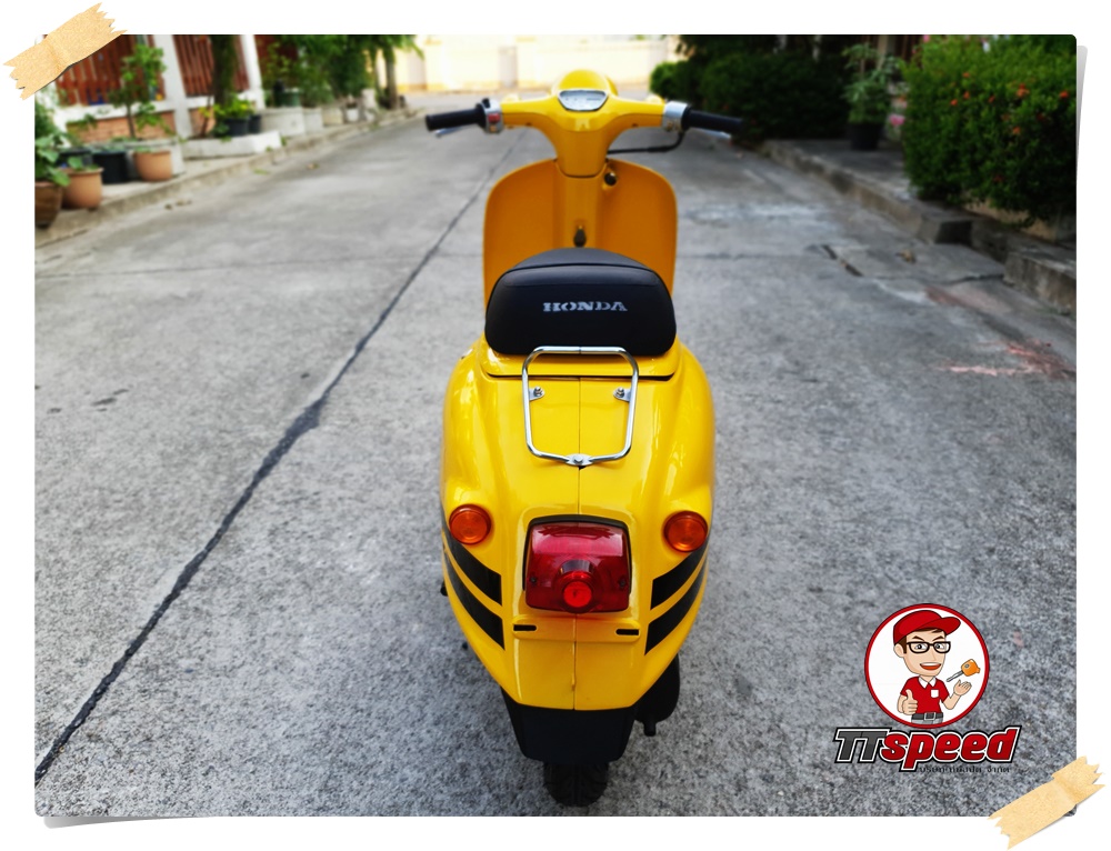 Honda giorno задний фонарь